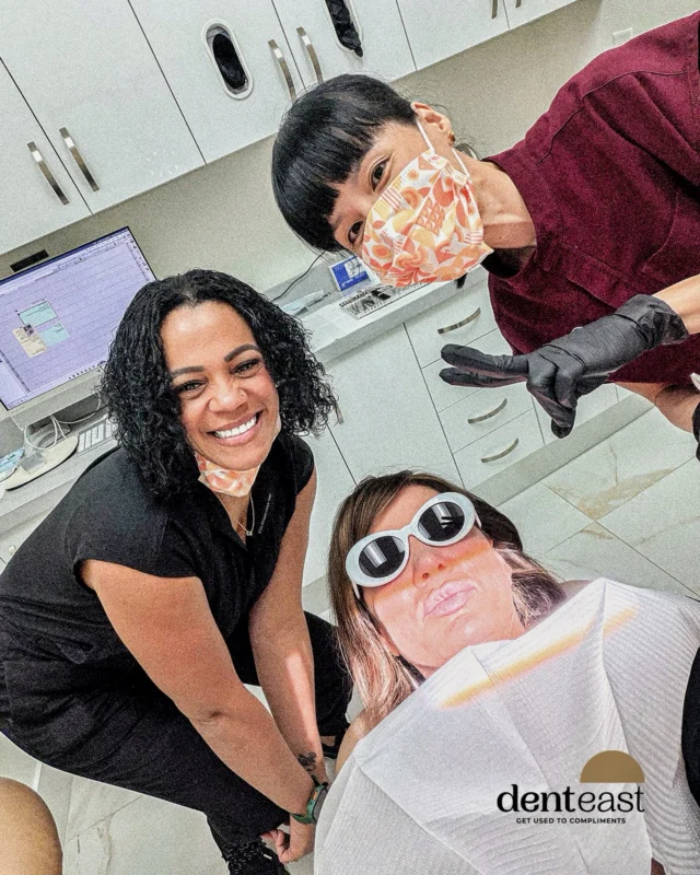 It’s implant day! 🦷✨ Lisa and Dr. Pham are all smiles as they get Elana prepped and ready for her exciting smile transformation. The team is…